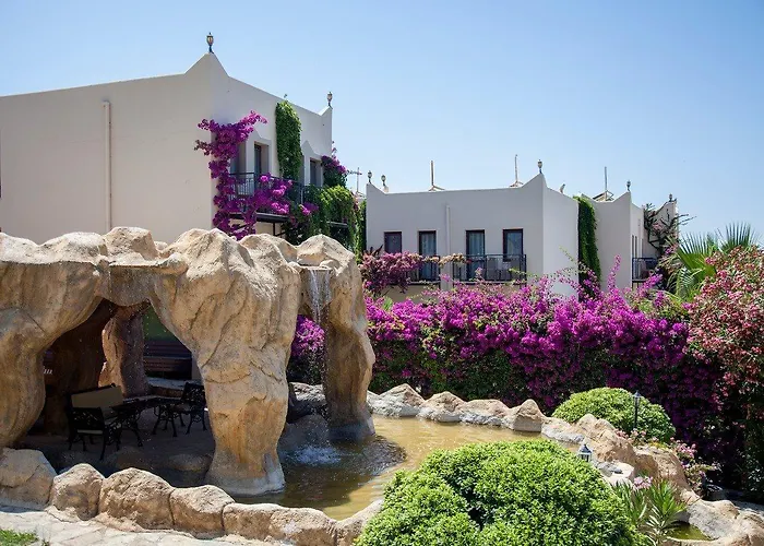 Golden Age Crystal Отель Бодрум